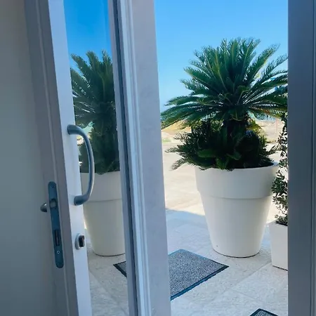 La Caletta Nyaraló *